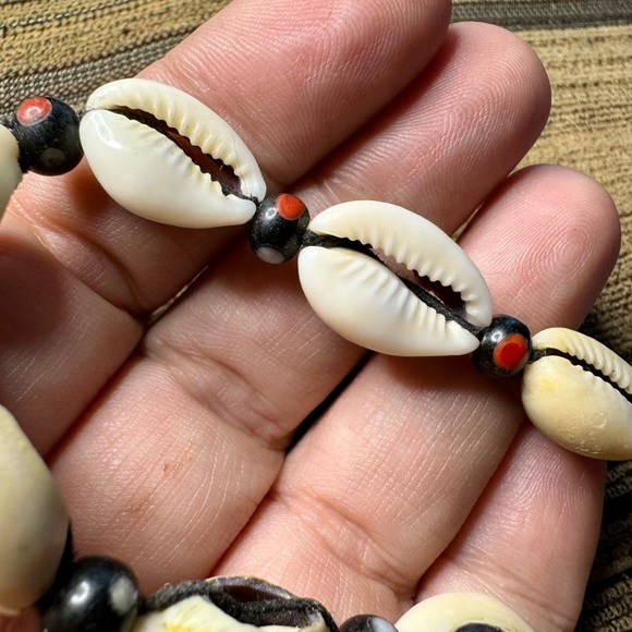 1970’s shell choker - Picture 6 of 6